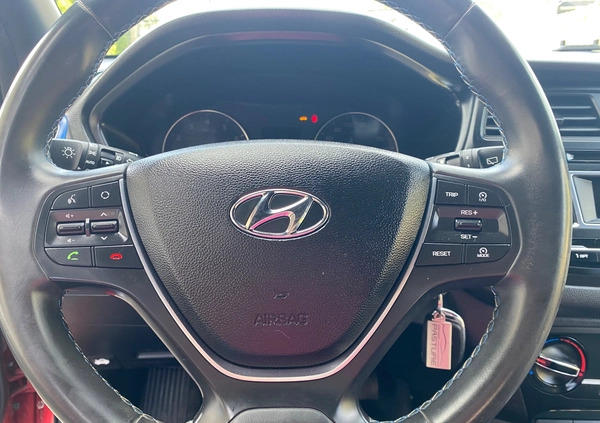 Hyundai i20 cena 37600 przebieg: 107000, rok produkcji 2016 z Dębica małe 562